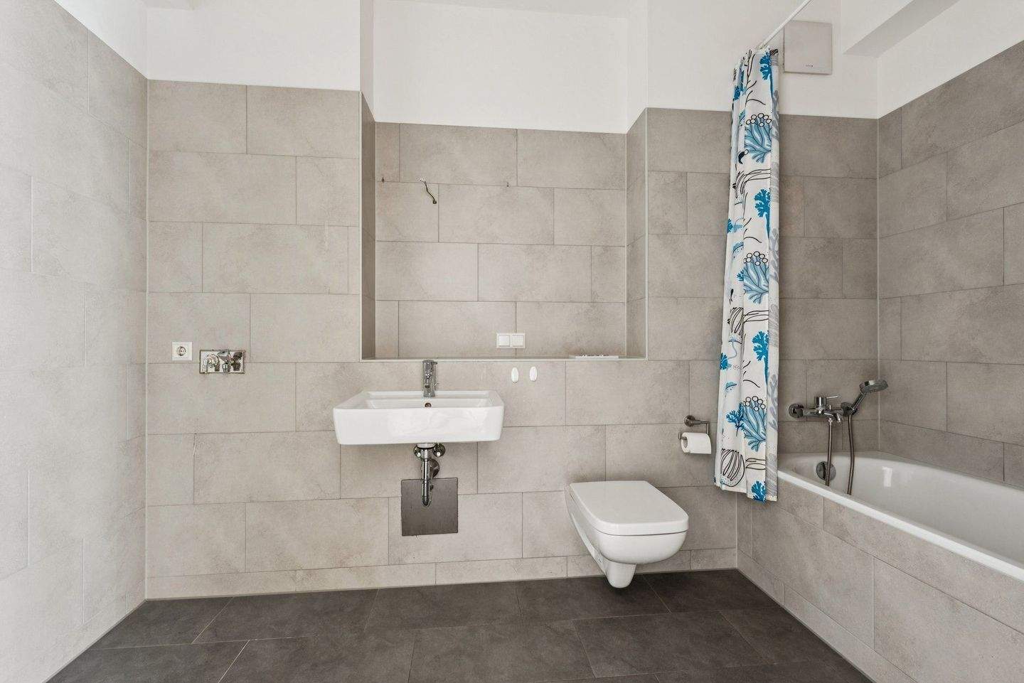 Luxury 3-Room Apartment with Balcony & Underfloor Heating – Viktoria Quartier, Berlin
