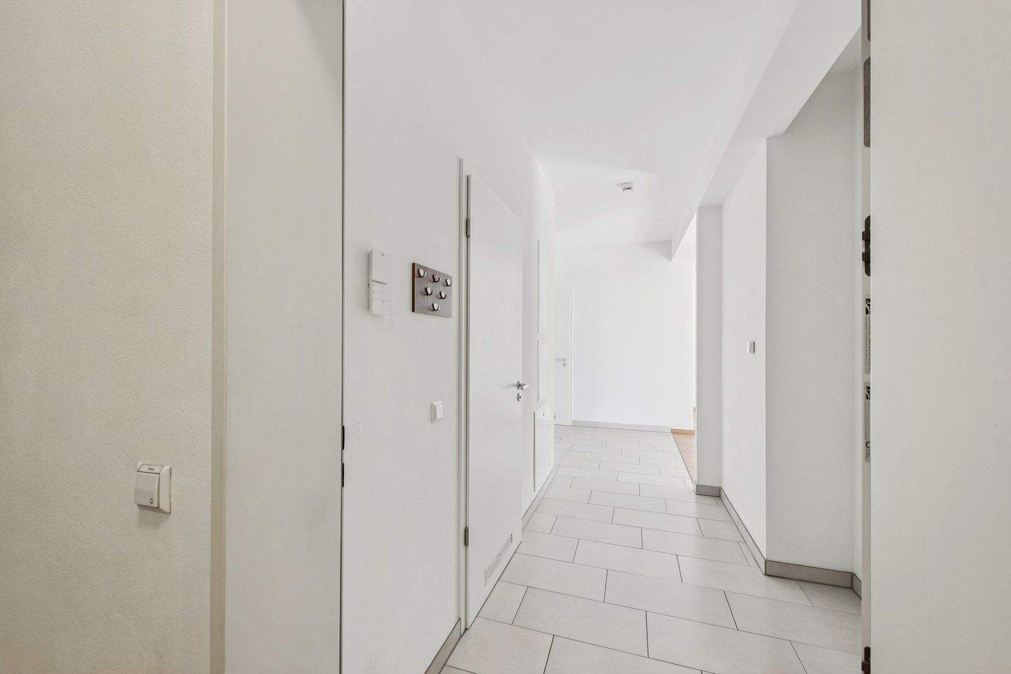 Luxury 3-Room Apartment with Balcony & Underfloor Heating – Viktoria Quartier, Berlin
