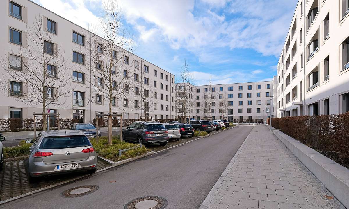 Modern 3-Room Ground Floor Apartment with Terrace, Two Bathrooms & Premium Kitchen