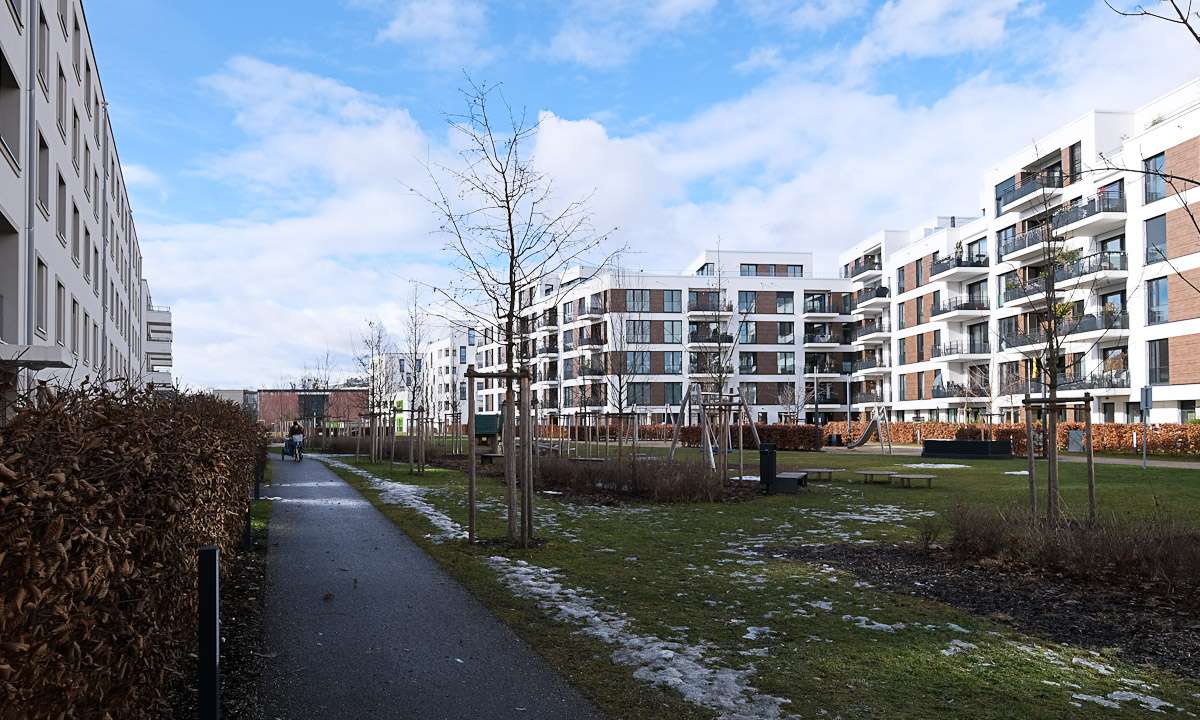 Modern 3-Room Ground Floor Apartment with Terrace, Two Bathrooms & Premium Kitchen