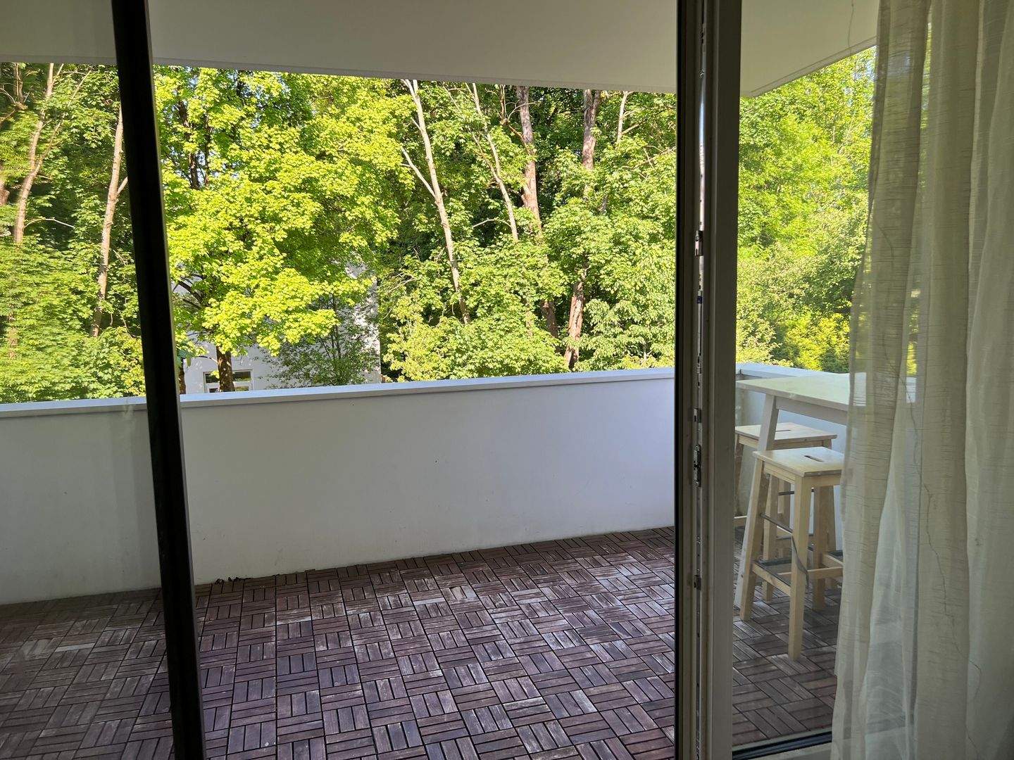 Modern 3-Bedroom New-Build Apartment with Loggia in Munich-Bogenhausen