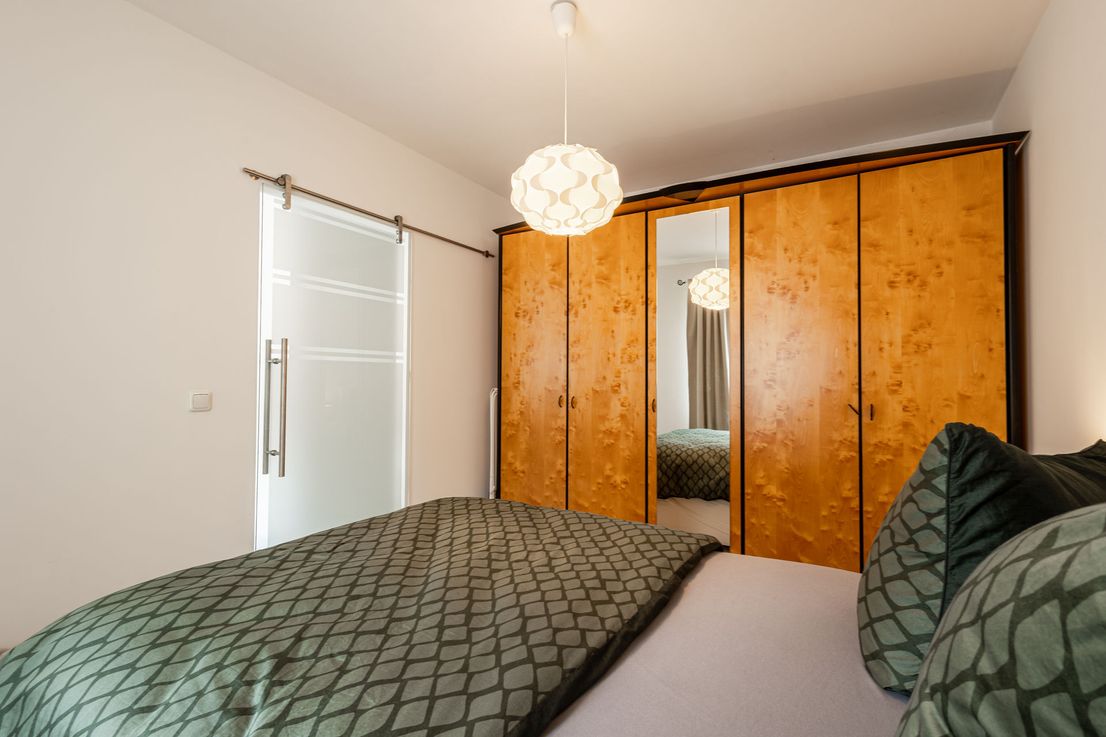 Bright 2-Room Apartment in Kiel with Functional Layout