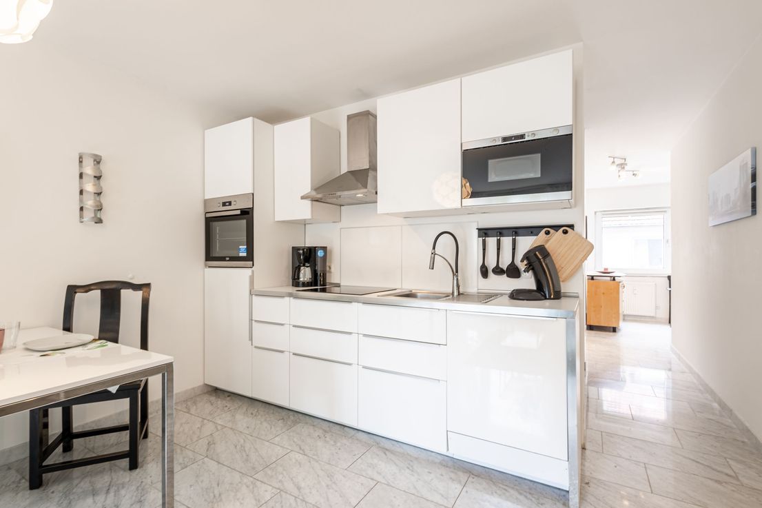 Bright 2-Room Apartment in Kiel with Functional Layout